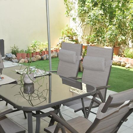 Demi'S Garden Near The Metro Of Athens Apartment ภายนอก รูปภาพ